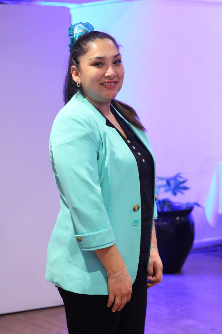 Nicol Belmar Riquelme, Secretaria